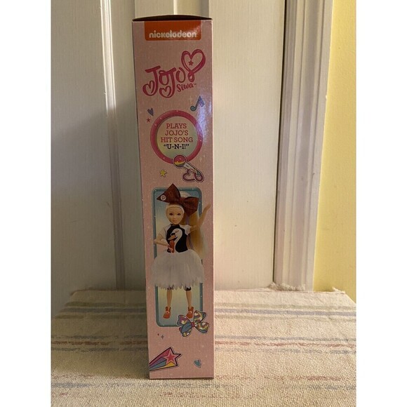 JoJo Siwa J-Team Singing 10-inch Fashion Doll, U-N-I, Kids Toys for Ages 6 up - Picture 6 of 12